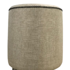 Puff Redondo Tachas Não É Segredo Linho Palha Rodinha 40x45 N