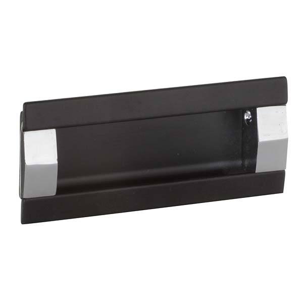 Puxador concha de Alumínio Cromado/Preto Fosco 96 mm cod.253 Pauma