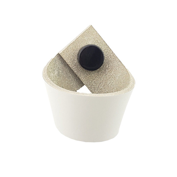 Puxador Coxi Tampa - Couro Legítimo Cinza - Tampa Preta