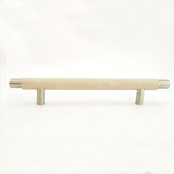 Puxador Hast Revestido Com Couro Preto Couro:creme