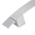 Puxador Para Porta de Madeira, Vidro e Metal Barra Curva 40cm Alumínio Escovado