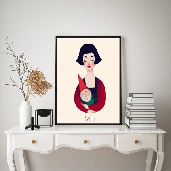 Quadro Amelie Poulain Com Gnomo 33x24cm Moldura Branca
