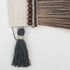 Quadro Arte Manual Cocar Bege com Vidro 100x100cm Arte Própria