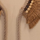 Quadro Arte Manual Cocar I Bege com Vidro 50x70cm Arte Própria