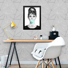 Quadro Audrey Bubble Gum 45x34cm - Com Vidro Moldura:madeira