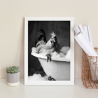 Quadro Banheiro Galinha Tomando Banho 45x34cm - Com Vidro Mol