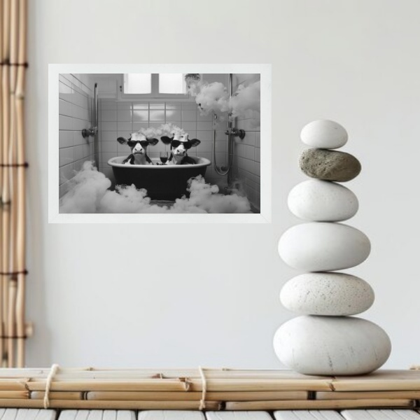 Quadro Banheiro Vacas Tomando Banho 33x24cm - Com Vidro Moldu