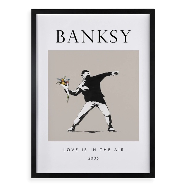 Quadro Banksy Love Is In The Air 45x34cm - Com Vidro Moldura