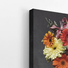 Quadro Buque De Flores Segurado Por Uma Mão Canvas 120x80cm