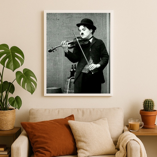 Quadro Charlie Chaplin Tocando Violino 33x24cm Moldura Branca