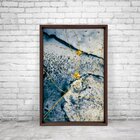 Quadro Com Moldura Chanfrada Elementos Dourados