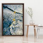 Quadro Com Moldura Chanfrada Elementos Dourados