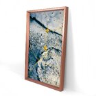 Quadro Com Moldura Chanfrada Elementos Dourados