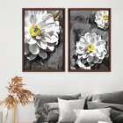 Quadro Com Moldura Chanfrada Flor Branca.