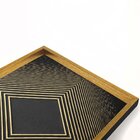 Quadro Com Moldura Chanfrada Ilusão Dourada