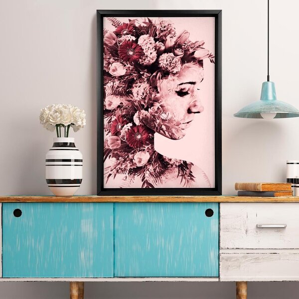 Quadro Com Moldura Chanfrada Mulher Com Rosas