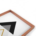 Quadro Com Moldura Chanfrada Triângulos Dourados