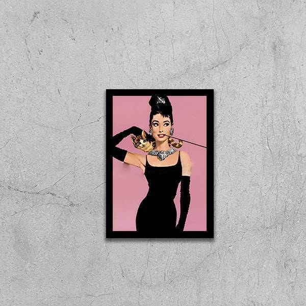 Quadro Decorativo Audrey Hepburn Bonequinha De Luxo Rosa 45x3