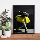 Quadro Decorativo Bailarina Amarela 45x34cm Moldura:madeira B