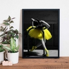 Quadro Decorativo Bailarina Amarela 45x34cm Moldura:madeira P