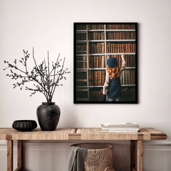Quadro Decorativo Biblioteca Garotinha  - 70x50cm Moldura Bra
