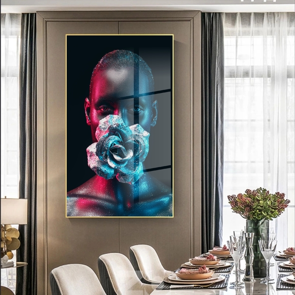 Quadro Decorativo Conceitual Woman Black Com Moldura Dourada