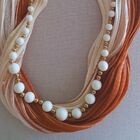 Quadro Decorativo Jasmim Com Colar de Mesa Em Moldura Caixa E