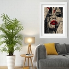 Quadro Decorativo Mulher Street Art 60x48cm Moldura Branca