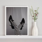 Quadro Decorativo Pernas Meia E Sapato De Bruxa 45x34cm - Com