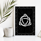 Quadro Decorativo Triquetra 33x24cm - Com Vidro Moldura:madei
