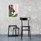 Quadro Decorativo Zebra Com Listra Rosa 45x34cm Moldura Branca