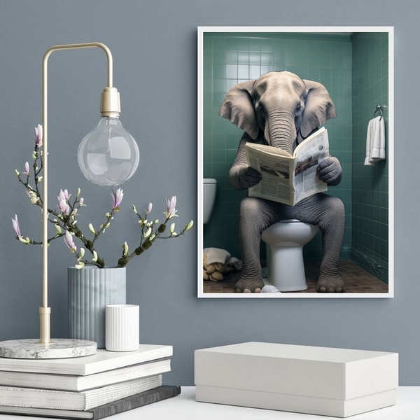 Quadro Elefante No Banheiro Lendo Jornal 45x34cm - Com Vidro