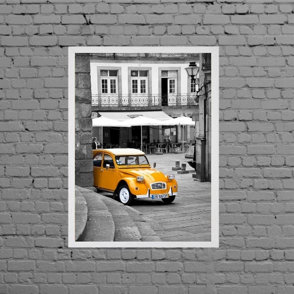 Quadro Fotografia Cidade Com Carro Amarelo 24x18cm Moldura:ma