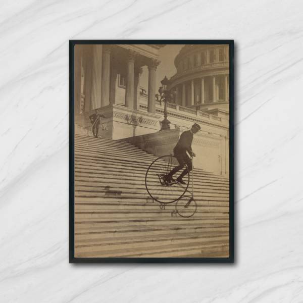 Quadro Fotografia Homem Antigo De Bicicleta 33x24cm - Com Vid