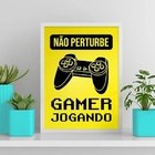 Quadro Gamer Não Perturbe Amarelo 24x18cm - Com Vidro Moldura