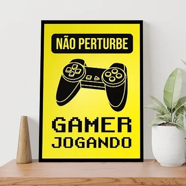 Quadro Gamer Não Perturbe Amarelo 33x24cm Moldura:madeira Bra