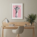 Quadro Girafa Fundo Rosa - 60x48cm Moldura:madeira Branca
