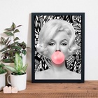 Quadro Marilyn Chiclete Estampado 45x34cm Moldura:madeira Pre