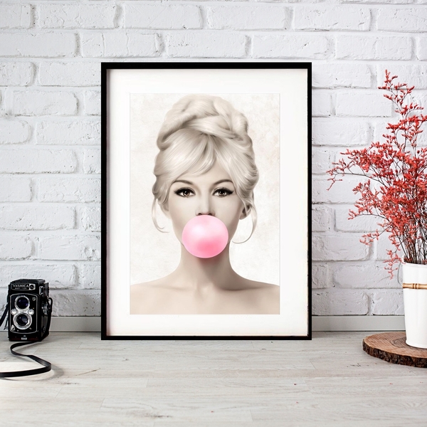 Quadro Marilyn Monroe Pink Bubble Gum 60x48cm Moldura:madeira