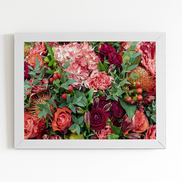 Quadro Mix De Craveiros Rosas Frutos Moldura Branca 60x40cm