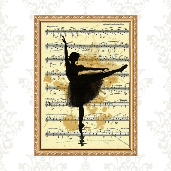 Quadro Moldura Dourada Bailarina Partitura 33x24cm Acabamento
