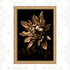 Quadro Moldura Dourada Flor Bronze E Preto 45x34cm Acabamento