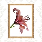 Quadro Moldura Dourada Flor Nuances Bordô 45x34cm Acabamento: