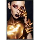 Quadro Mulher Colo Dourado 70x50 - Casa Da Moldura