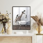 Quadro Para Banheiro - Girafa E Pinguins 45x34cm - Com Vidro