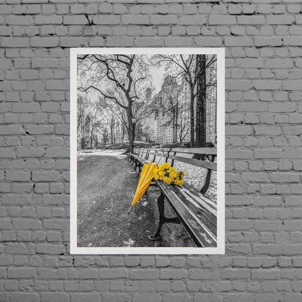 Quadro Praça Sombrinha E Flores Amarelas 33x24cm - Com Vidro