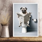 Quadro Pug Com Jornal No Banheiro 24x18cm Moldura Preta