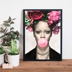 Quadro Rihanna Bubble Gum 45x34cm Moldura:madeira Preta