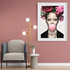 Quadro Rihanna Bubble Gum Flores 60x48cm Moldura:madeira Preta