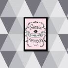 Quadro Sorrir É O Melhor Remédio 24x18cm Moldura:madeira Bran